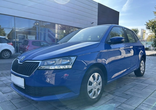 Skoda Fabia cena 34900 przebieg: 131000, rok produkcji 2019 z Warszawa małe 121